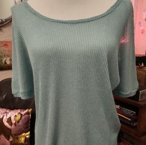 Lightweight top by Simply Noel. Size S/M